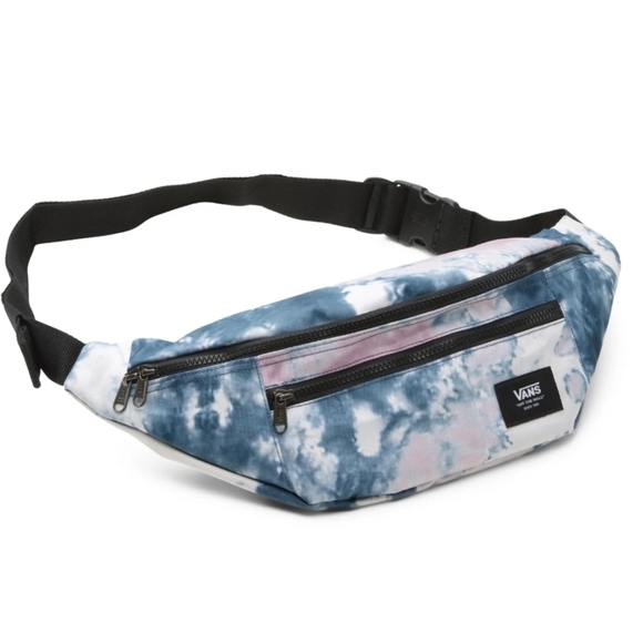 Vans Handbags - VANS Ward Cross Body Pack
